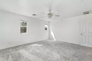 3626 E Larson Ln, Gilbert, AZ 85295 - Photo 27