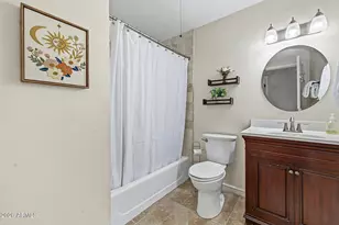 7426 E Palm Ln, Scottsdale, AZ 85257 - Photo 11