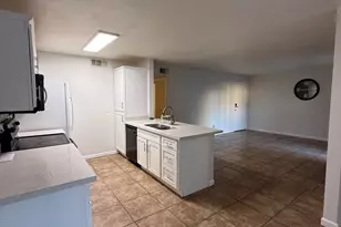 5236 W Peoria Ave, Glendale, AZ 85302 - Photo 11