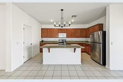 378 E Tropical Drive, Casa Grande, AZ 85122 - Photo 7
