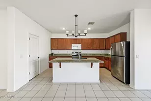 378 E Tropical Dr, Casa Grande, AZ 85122 - Photo 7