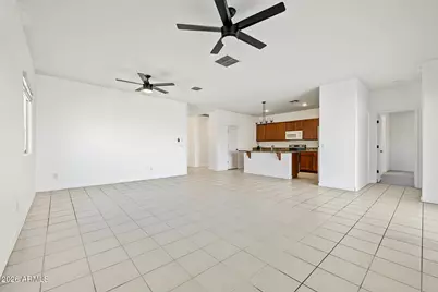 378 E Tropical Drive, Casa Grande, AZ 85122 - Photo 5