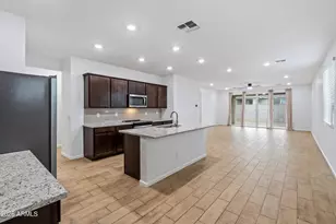 18148 W Daley Ln, Surprise, AZ 85387 - Photo 5