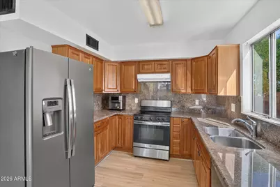 9031 W Ironwood Drive, Peoria, AZ 85345 - Photo 15