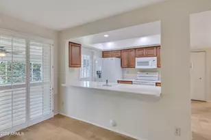 8702 E Angus Dr, Scottsdale, AZ 85251 - Photo 7