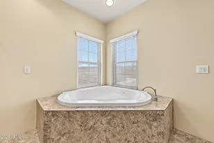 27809 N 37th Ave, Phoenix, AZ 85083 - Photo 37