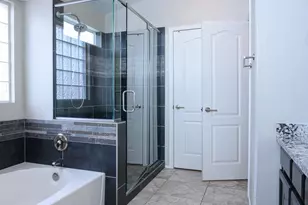 8710 E Pinchot Ave, Scottsdale, AZ 85251 - Photo 13
