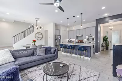 3200 N 39th Street #Unit 30, Phoenix, AZ 85018 - Photo 7