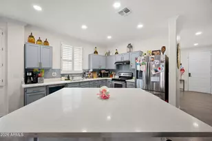 3126 W Apollo Rd, Phoenix, AZ 85041 - Photo 9