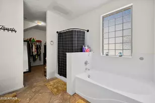 3126 W Apollo Rd, Phoenix, AZ 85041 - Photo 45
