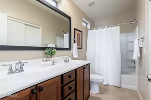2725 E Mine Creek Rd, Phoenix, AZ 85024 - Photo 7