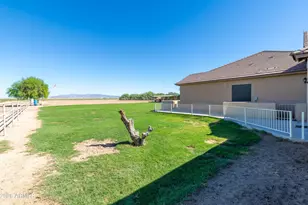 10515 S 269th Ave, Buckeye, AZ 85326 - Photo 47