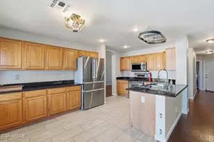 462 W Colt Rd, Tempe, AZ 85284 - Photo 11