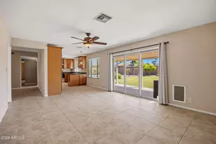 2543 E Mercer Ln, Phoenix, AZ 85028 - Photo 11