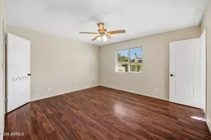 2543 E Mercer Ln, Phoenix, AZ 85028 - Photo 21