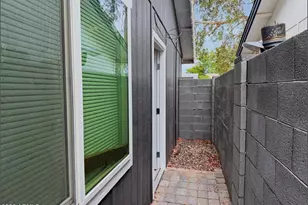 7135 W Flower St, Phoenix, AZ 85033 - Photo 17