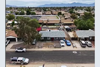 7135 W Flower Street, Phoenix, AZ 85033 - Photo 3