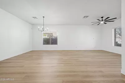 41008 N Republic Way, Anthem, AZ 85086 - Photo 13