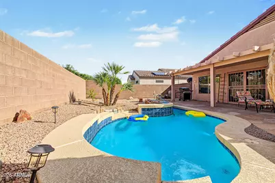 16228 W Cactus Valley Lane, Surprise, AZ 85374 - Photo 21