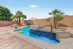 16228 W Cactus Valley Ln, Surprise, AZ 85374 - Photo 25