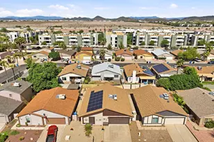 410 E Behrend Dr, Phoenix, AZ 85024 - Photo 29