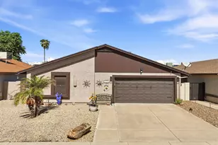 410 E Behrend Dr, Phoenix, AZ 85024 - Photo 3