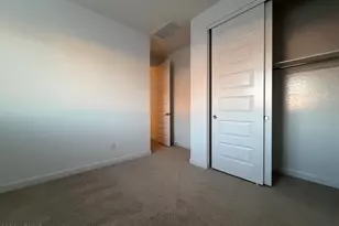 27472 N 69th Ln, Peoria, AZ 85383 - Photo 9