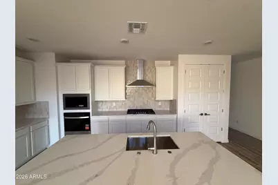 27472 N 69th Lane, Peoria, AZ 85383 - Photo 11