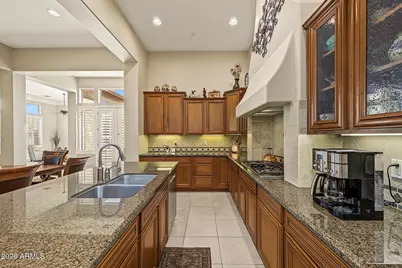 13036 W Fetlock Trail, Peoria, AZ 85383 - Photo 7