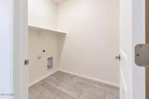 2435 W Kowalsky Ln, Phoenix, AZ 85041 - Photo 29