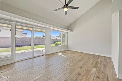 4401 W Gelding Drive, Glendale, AZ 85306 - Photo 11