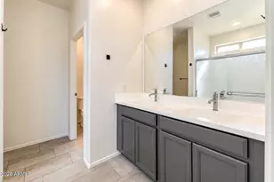 2435 W Kowalsky Ln, Phoenix, AZ 85041 - Photo 25