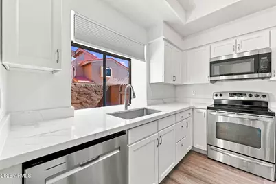 5640 E Bell Road -- #1031, Scottsdale, AZ 85254 - Photo 3