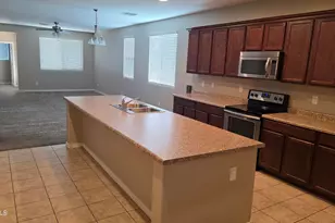 41671 W Elm Dr, Maricopa, AZ 85138 - Photo 3