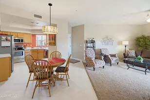 9151 W Greenway Rd, Peoria, AZ 85381 - Photo 19