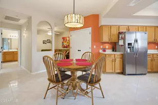 9151 W Greenway Rd, Peoria, AZ 85381 - Photo 7