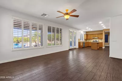 25634 N Singbush Loop, Phoenix, AZ 85083 - Photo 21