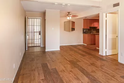 7350 N Via Paseo Del Sur -- #N207, Scottsdale, AZ 85258 - Photo 7