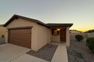 110 S Azteca Dr, Eloy, AZ 85131 - Photo 1