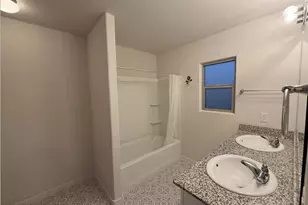 110 S Azteca Dr, Eloy, AZ 85131 - Photo 13