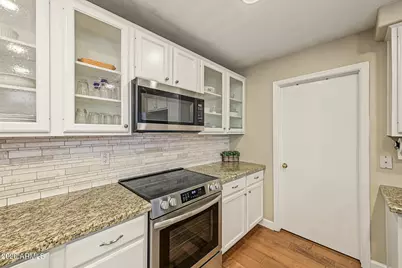 6805 W Firebird Drive, Glendale, AZ 85308 - Photo 15