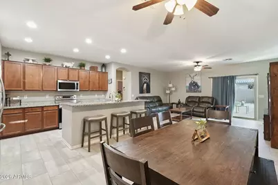 859 W Harvest Road, San Tan Valley, AZ 85140 - Photo 5