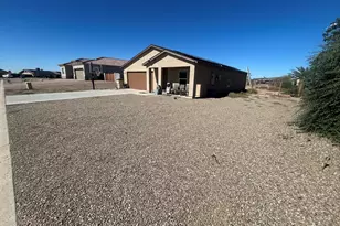 9066 W Torreon Dr, Arizona City, AZ 85123 - Photo 3