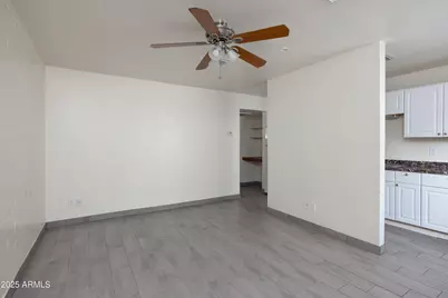 9450 N 17th Avenue, Phoenix, AZ 85021 - Photo 11