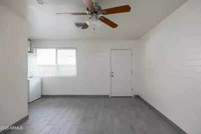 9450 N 17th Avenue, Phoenix, AZ 85021 - Photo 15