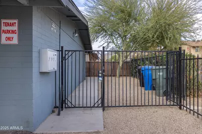 9450 N 17th Avenue, Phoenix, AZ 85021 - Photo 7