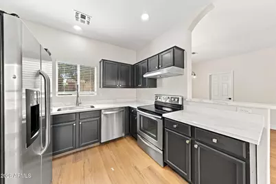 3740 W Oregon Avenue, Phoenix, AZ 85019 - Photo 5