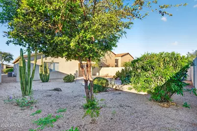 907 E Cowboy Cove Trail, San Tan Valley, AZ 85143 - Photo 31