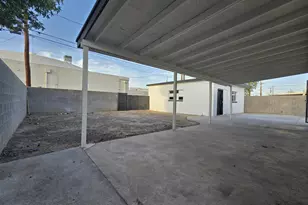 5011 W MacKenzie Dr, Phoenix, AZ 85031 - Photo 21