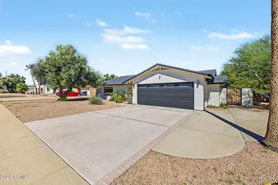 3230 E Yucca Street, Phoenix, AZ 85028 - Photo 3